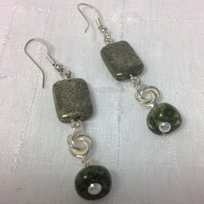 Knotted Py Earrings 